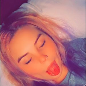 Meet your Posher, Shaya